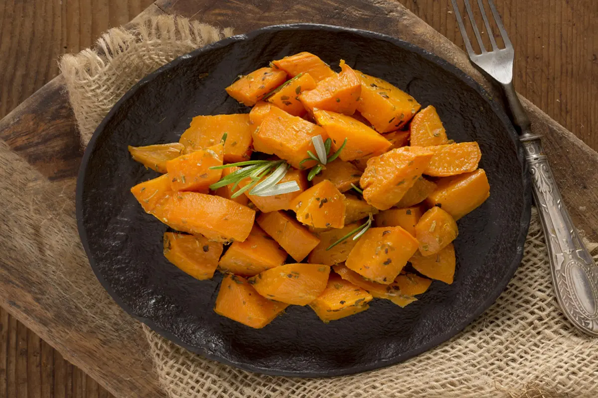 southern candied sweet potatoes